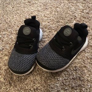 Toddler boy Nike shoes